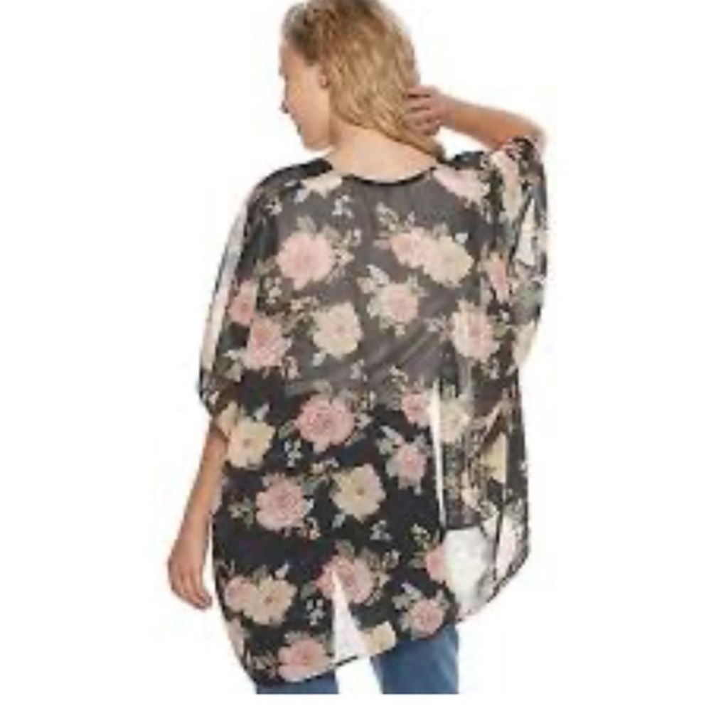 Minimi Boho Floral Rose Kimono High Low Black Pink Cream Medium